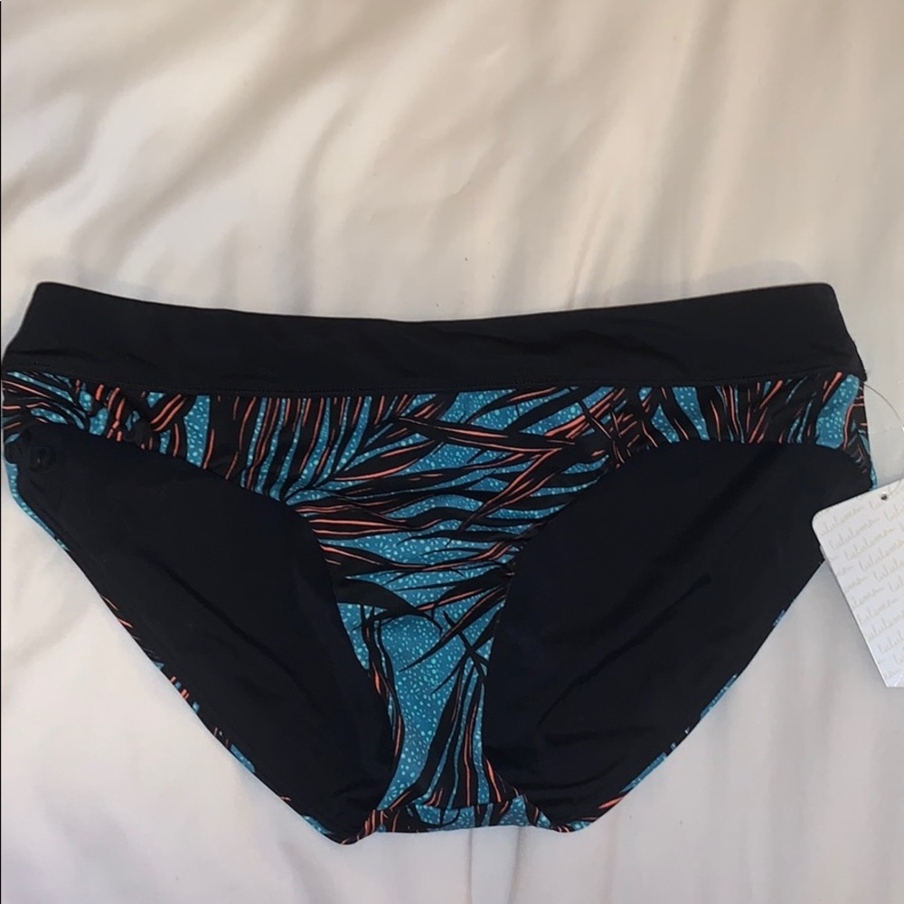 Lululemon swim bottoms
